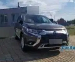 Разборка Mitsubishi Outlander запчастини розборка Мітсубісі Аутлендер шрот двигатель КПП Б/У