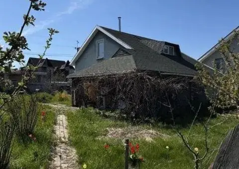 Продаж будинку в осокорках. - 1/3