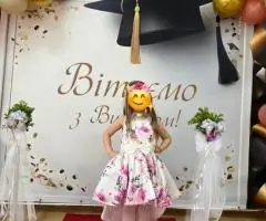 Продам випускну святкову сукню, плаття в садок