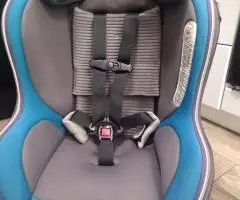 Автокрісло чікко chicco next fit zip від народження до 6-7 років