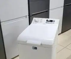 Вертикальна пральна/ стиральная машина Electrolux EW6T4262 вузька, великий вибір