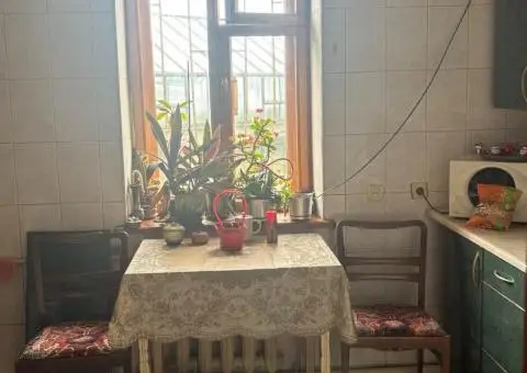 Шикарна пропозиція саме для Вас квартири  - біля метро Дорогожичі ! - 8/10