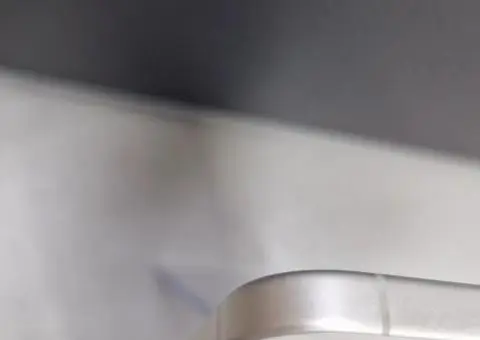 Iphone 16 заблокований - 1/3