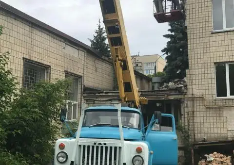 Автовишка Бровари. Оренда автовишки Бровари та прилеглих територіях від власника (067) 441 30 25. - 8/10