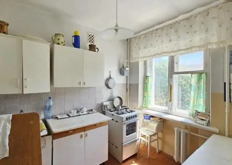 Продам 1 ку  в центре гос.программы  торг - 1/3