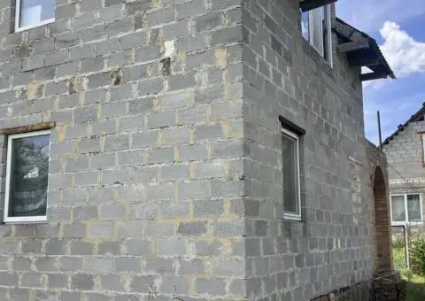 Продаж Будинку біля міста - 1/3