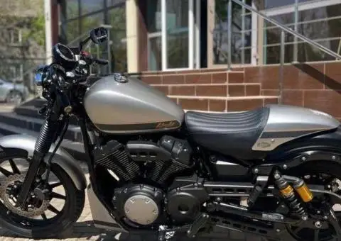Мотоцикл  Yamaha Bolt Cafe Racer 2014 рік - 2/3