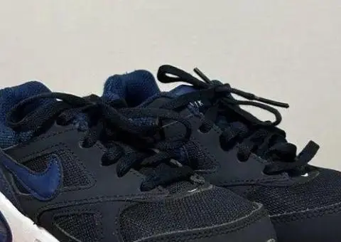 Кросівки Nike Air Max EUR 28 - 2/3