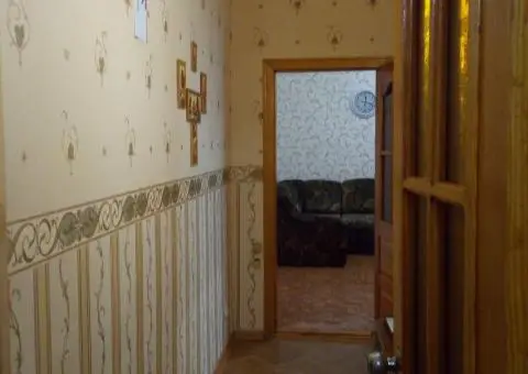 Крупногабаритная трёкомнатная квартира в центре - 2/10