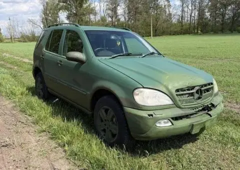 Mercedes w163 ml270 - 2/3