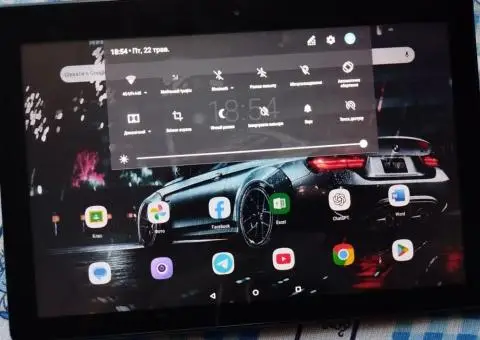 Планшет Lenovo Tab 4 10" LTE з великим екраном  та крутим стерео звуком - 2/3