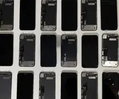 Оригінальні дислеї на iPhone від 6 до 15 pro