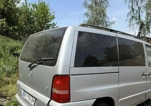 Mercedes-Benz Vito  CDI, пасажир - 1/3