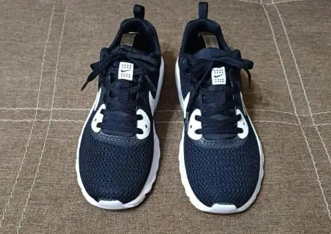р35.5 NIKE Air Max Motion Детские кроссовки - 2/3