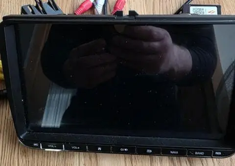 Магнітола  4/64 пам'яті  Магнітола працює на базі Android 15 ос - 3/3