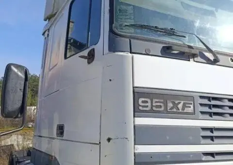 Продам по запчастинах Сканія Євро 2 та  Даф 95 XF  євро2 - 2/3