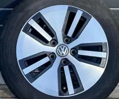 Оригинальное колесо / запаска Volkswagen E-Golf R16 (диск + резина)
