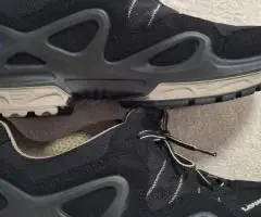 Продам кросівки Lowa Gorgon GTX Ws 41 р  та Skechers Pelland dyna air men's 52559 bbk 42 р.