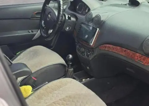 Продам Шевроле авео - 2/3