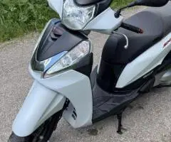 Honda SH 300 продаж
