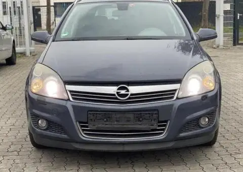 Opel Astra H Авторозборка Розборка Разборка бампер фара крило ляда - 1/3