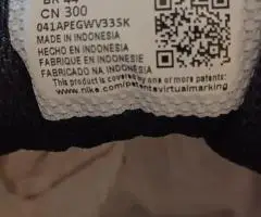 Продам мужские кроссовки Nike Air Max Alpha Trainer 6