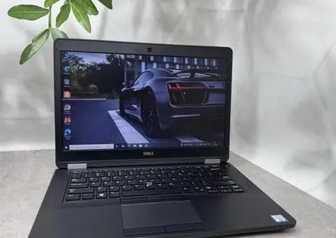 Ноутбук  Dell Latitude E5470/i7-6820H/8GB/SSD 256GB/14 " HD - 1/3