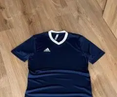 Чоловіча футболка від adidas( розмір M)