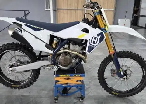 Husqvarna FC350 2022 - 2/3