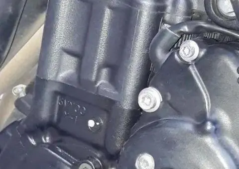 Ямаха р1 Yamaha r1,FZ 1,FZ 8 Двигатель