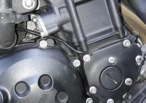 Ямаха р1 Yamaha r1,FZ 1,FZ 8 Двигатель - 2/2