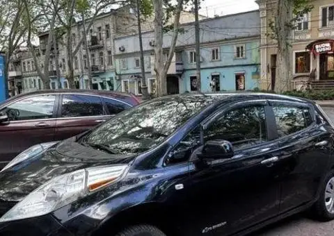 Nissan Leaf 2015 - 1/3