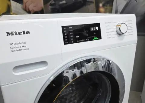 Преміальна пральна машина Miele W1 з підсвітко баку 8Кг  авто дозування TwinDos НОВА - 2/3
