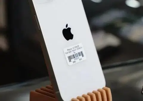 iPhone 13 256GB Starlight * Гарантія від магазина inStyle* - 1/3