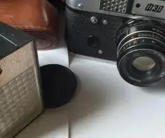 Продам советский плёночный фотоаппарат «ФЭД-5С» с объективом Индустар-61 Л/Д + вспышка