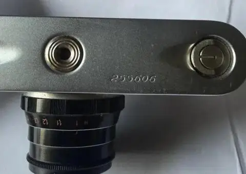 Продам советский плёночный фотоаппарат «ФЭД-5С» с объективом Индустар-61 Л/Д + вспышка - 2/3