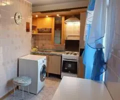 Посуточно Киев центр снять квартиру рядом с метро Печерская