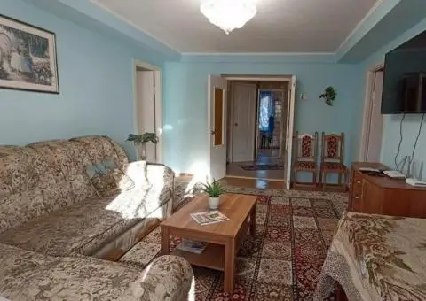 Посуточно Киев центр снять квартиру рядом с метро Печерская - 3/10