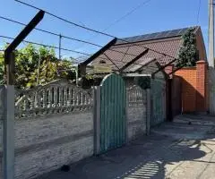 Продаж частина будинку, Бородинський, 74 м2, поруч "Сільпо"