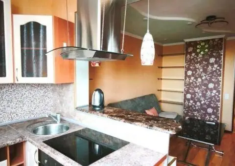 Від власника. Продам 1-кімн.кв. 50кв.м (євродвушка), метро Чернігівська, вул. Краківська - 6/8