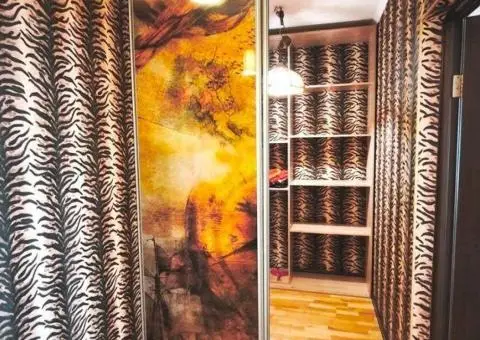 Від власника. Продам 1-кімн.кв. 50кв.м (євродвушка), метро Чернігівська, вул. Краківська - 7/8