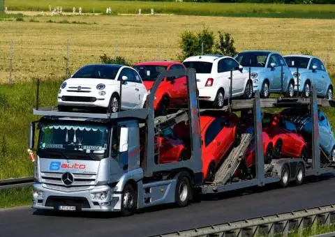Висока оплата та офіційне працевлаштування | Водій автовоза у Польщу