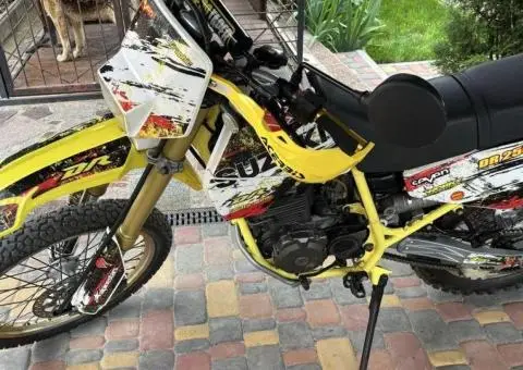 Сузуки DR250S Эндуро