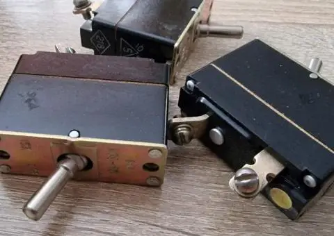 AZS-15 protection automatic switch