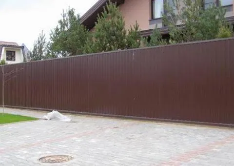 Fence for country house from corrugated sheet, from mesh, from picket fence - 2/8