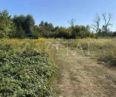 ділянка під житлову забудову