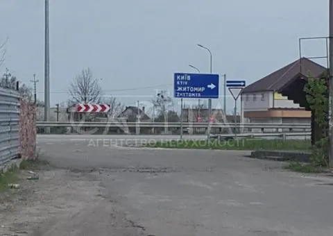 участок под жилую застройку - 5/8