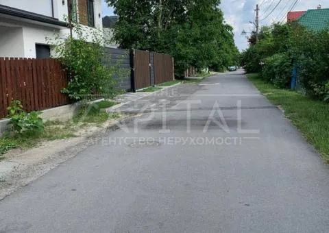 земля сельскохозяйственного назначения - 8/9