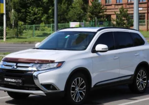 Mitsubishi Outlander, 2015