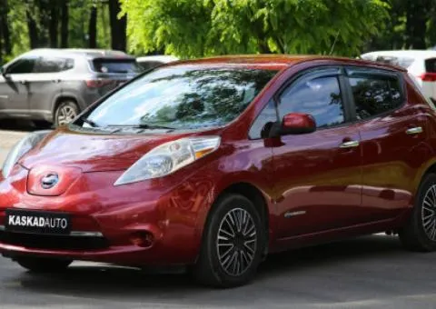 Nissan Leaf, 2015 г.